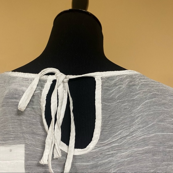 Le Marais Paris White Floral Lace Cold Shoulder Sheer Blouse Top Size XL - Picture 8 of 10